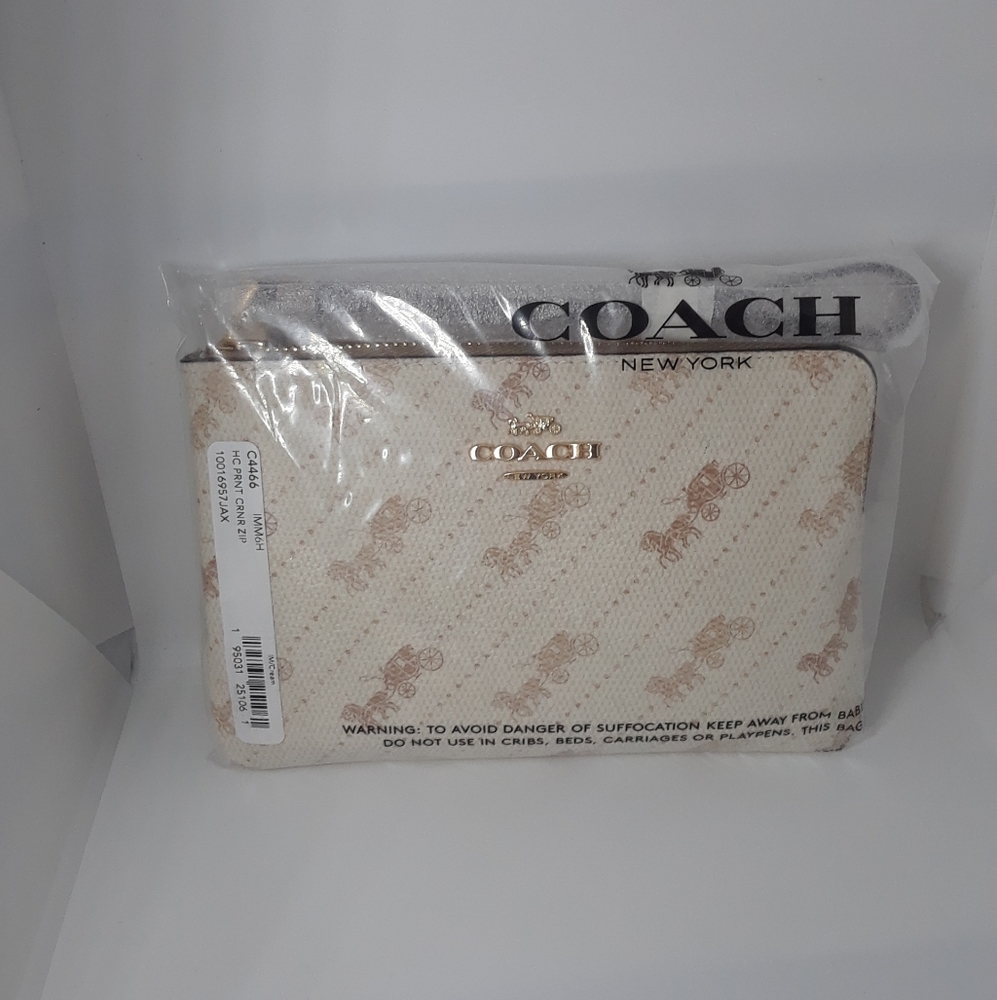 Coach Wristlet Horse And Carriage Print - Picture 5 of 13